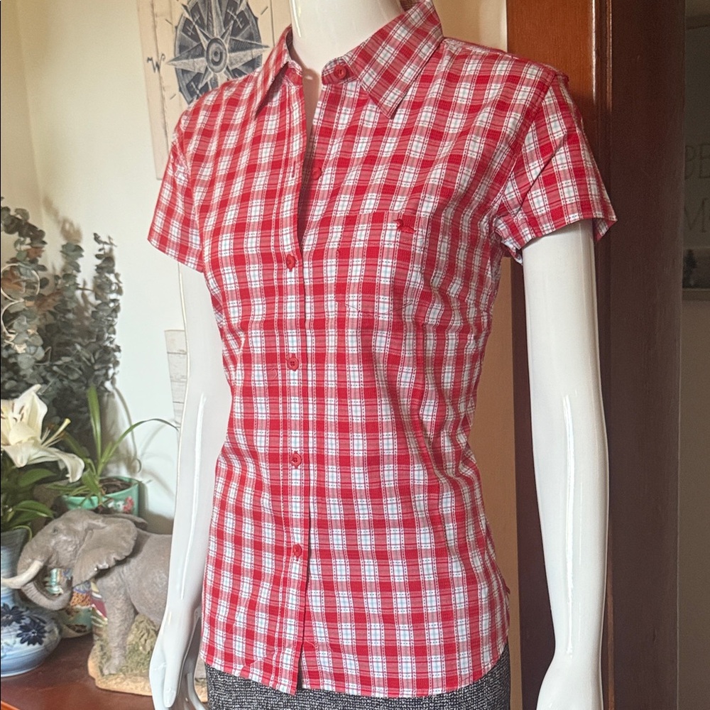 NWT northern reflections size small cotton Red Plaid Women's Button-Up Shirt